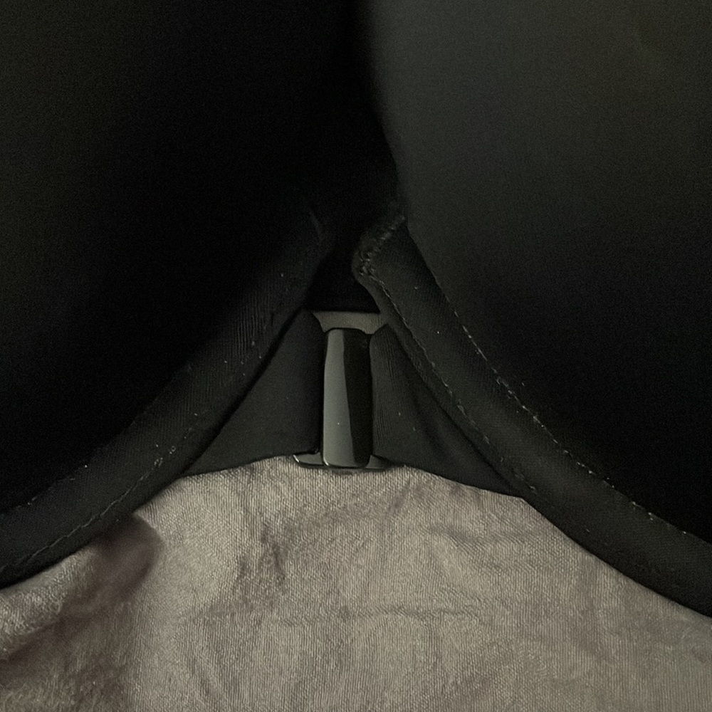 Victoria Secrect Bra - Picture 2 of 4
